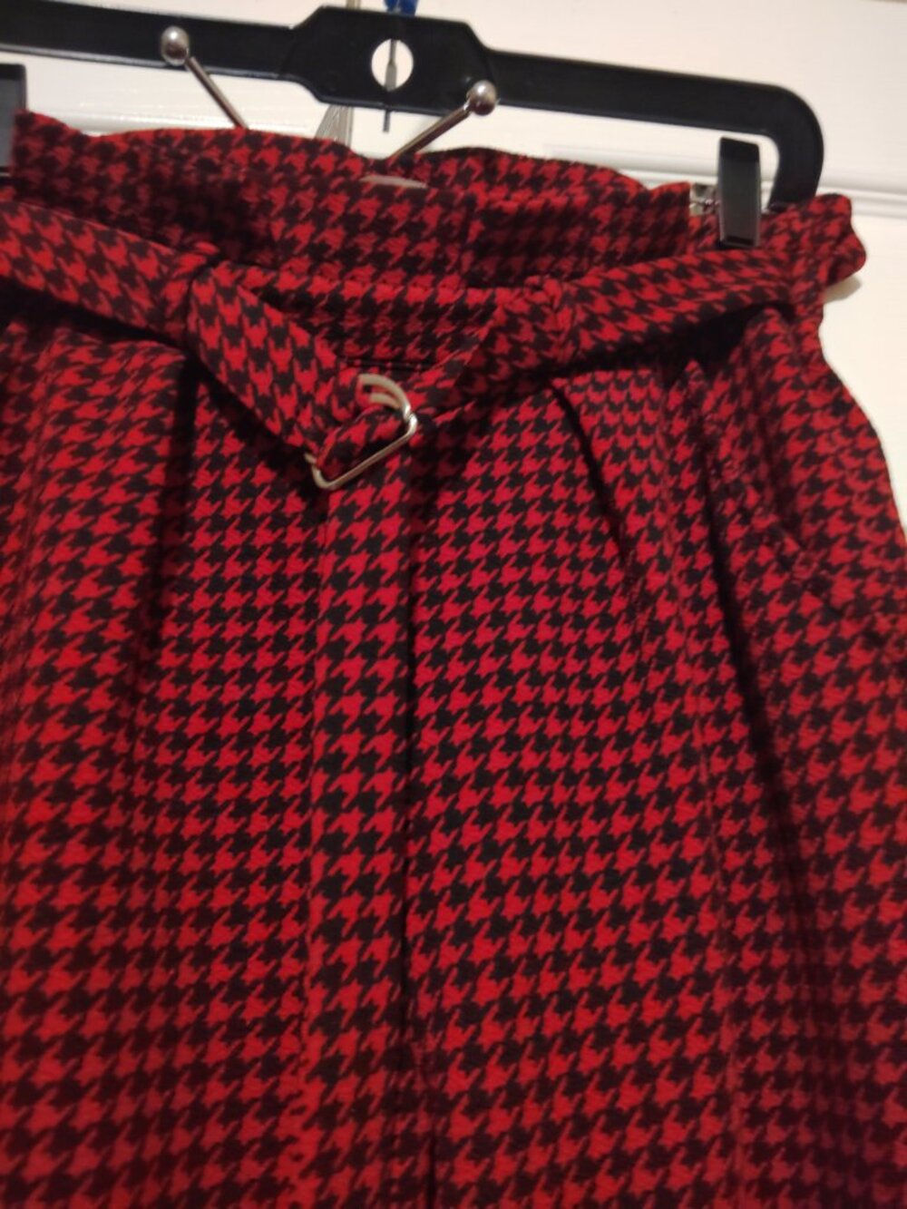 No Boundaries Red &Black Houndstooth Paperbag Pants Tie Waist Size Large 11/13 - Picture 4 of 5